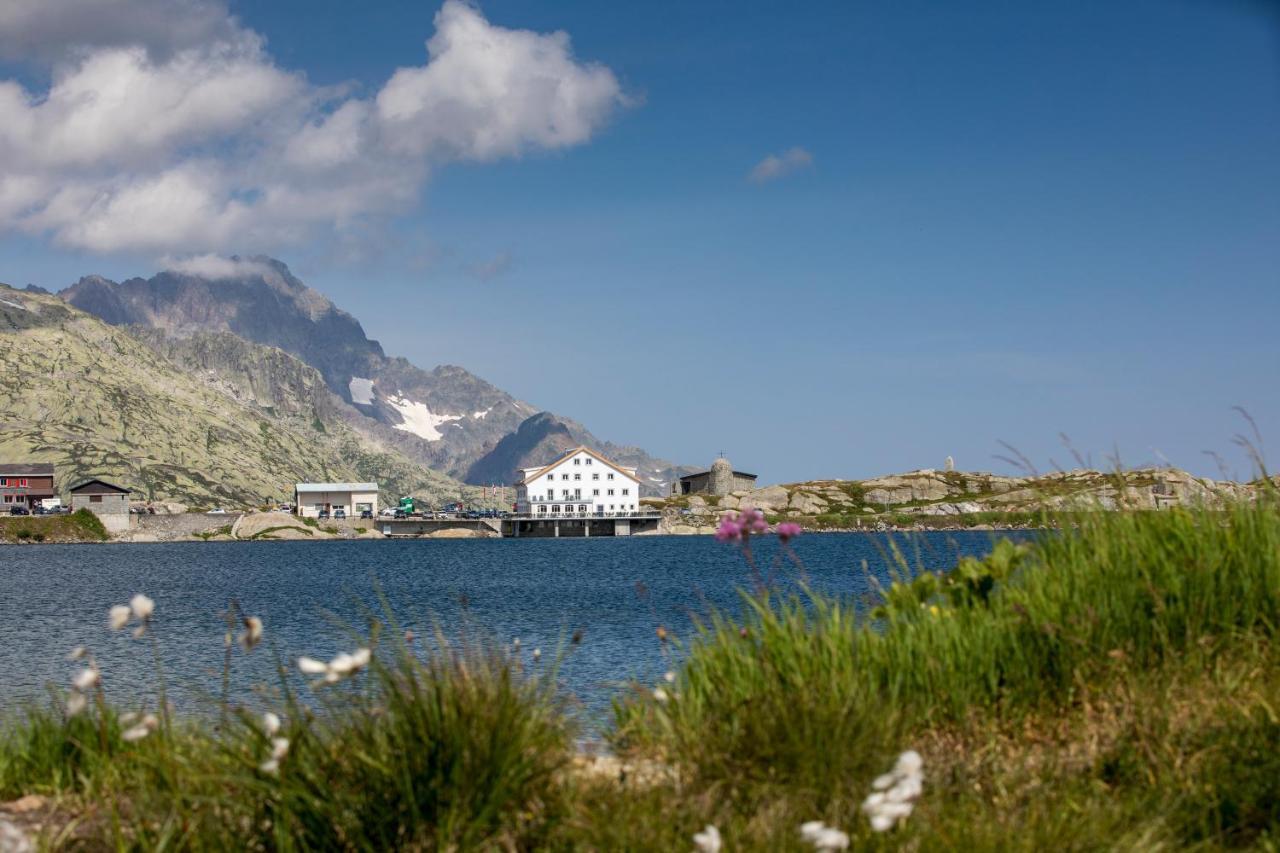 Hotel Grimsel Passhoehe Oberwald Exterior photo